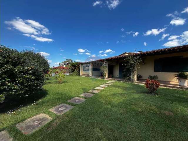 Casa de Fazenda à Venda em Jardim Santana, SP