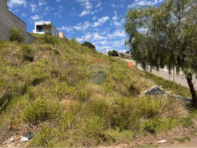 Terreno à venda no 'Residencial Villa Verde'  Rua Tucunaré