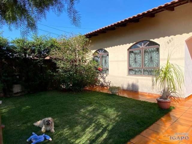 Casa com 3 quartos à venda na Rua Ana Stuart, Brasília, Londrina por R$ 650.000