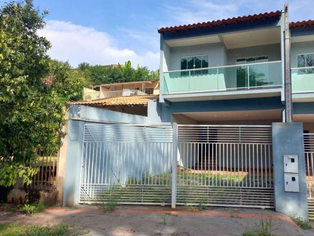 Casa com 3 quartos à venda na Rua Amália Tonon Minatti, Cafezal, Londrina por R$ 420.000