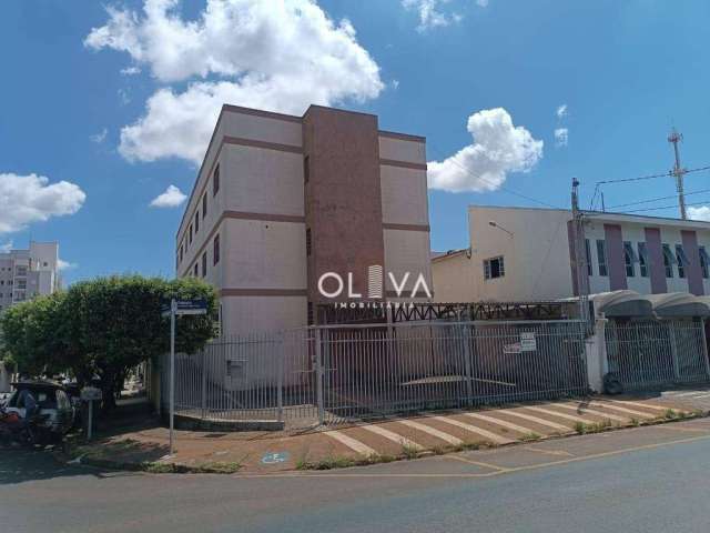 Apartamento com 2 dormitórios à venda, 70 m² por R$ 200.000,00 - Jardim Novo Aeroporto - São José do Rio Preto/SP