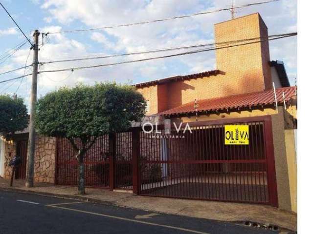 Sobrado com 3 dormitórios à venda por R$ 850.000 - Vila Maria - São José do Rio Preto/SP