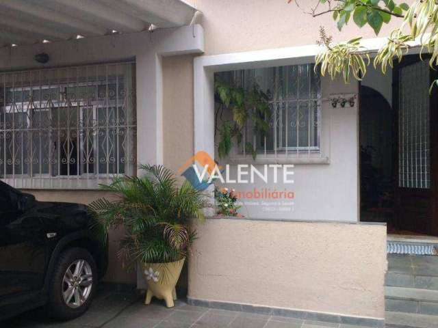 Sobrado com 3 dormitórios à venda, 138 m² por R$ 890.000,00 - Gonzaguinha - São Vicente/SP