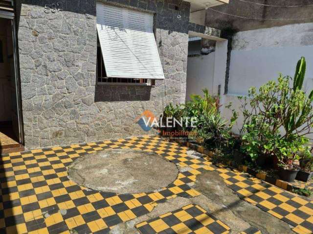 Casa com 3 dormitórios à venda por R$ 480.000,00 - Vila São Jorge - São Vicente/SP