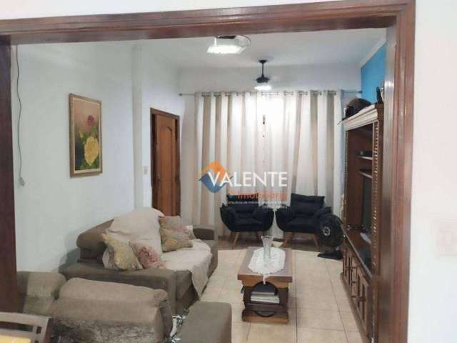 Casa com 3 dormitórios à venda por R$ 685.000,00 - Bom Retiro - Santos/SP