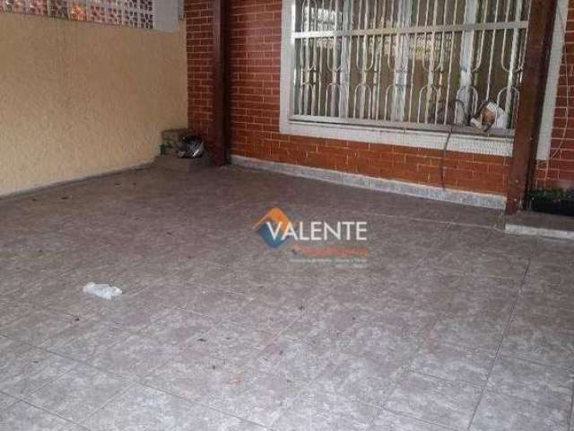 Sobrado com 3 dormitórios à venda, 128 m² por R$ 480.000,00 - Vila Voturuá - São Vicente/SP