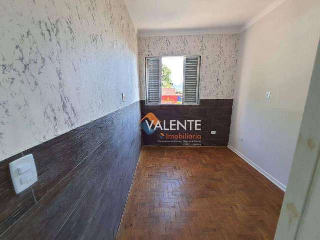 Apartamento com 2 dormitórios à venda, 45 m² por R$ 205.000,00 - Centro - São Vicente/SP