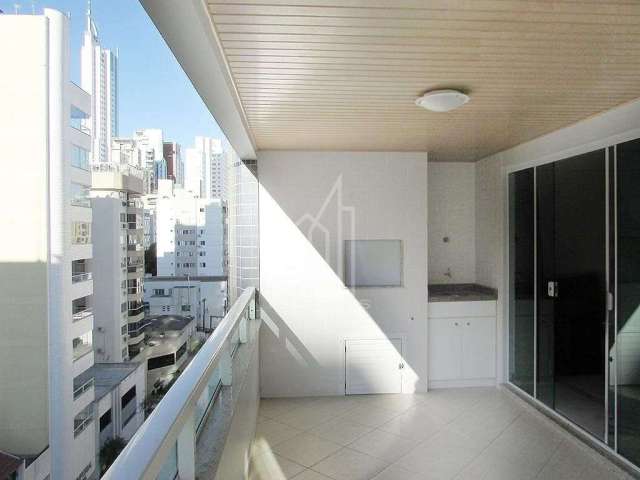 Apartamento no Edifício Moradas da Praia à venda  no centro de Balneário Camboriú