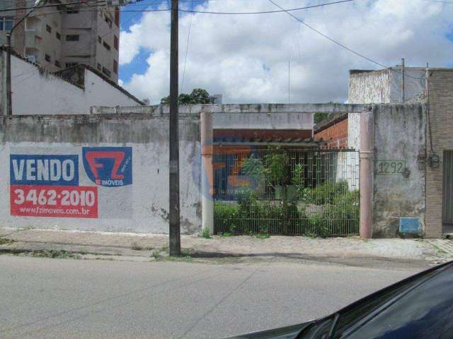 Casa á Venda na Aldeota, 490m².