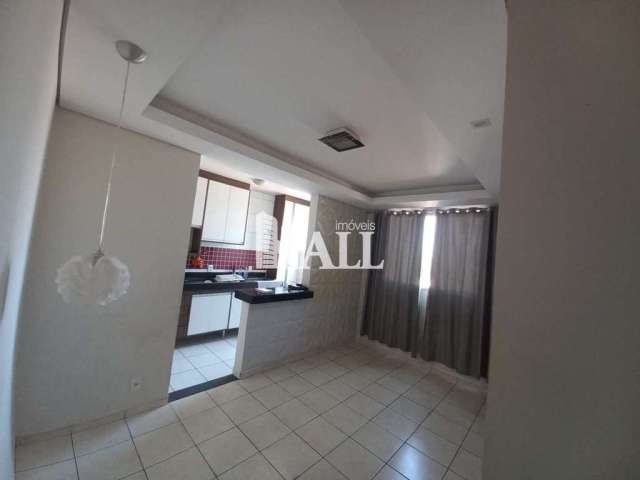 Apartamento com 2 dorms, Loteamento Clube V, São José do Rio Preto - R$ 180 mil, Cod: 5686