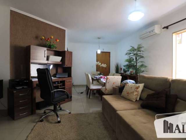 Apartamento com 2 quartos à venda na Rua Jequitibá, Vila Ideal, São José do Rio Preto, 80 m2 por R$ 270.000