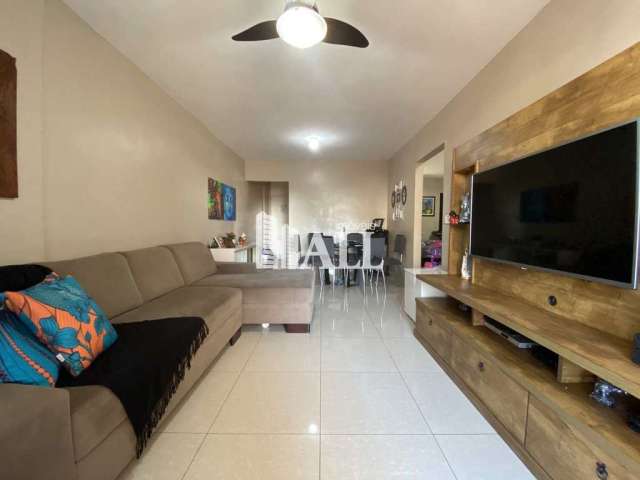 Apartamento com 3 dorms, Bom Jardim, São José do Rio Preto - R$ 450 mil, Cod: 8304