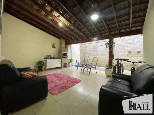 Casa com 3 quartos à venda na Rua Hernildo Simonato, Jardim das Palmeiras, Bady Bassitt, 155 m2 por R$ 450.000