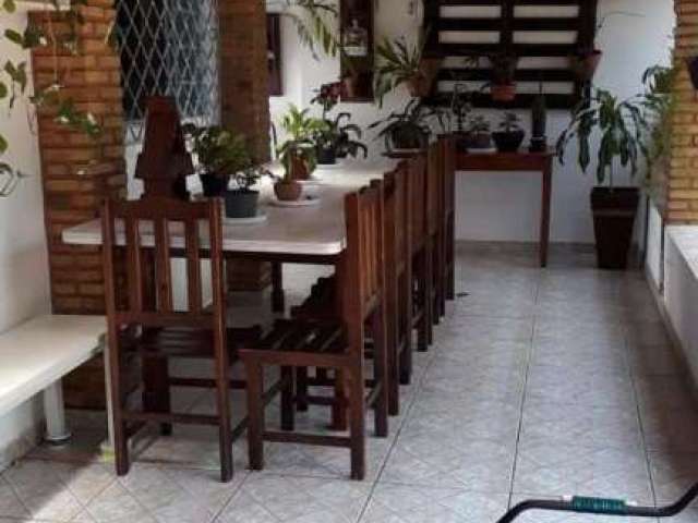 Casa com 3 quartos à venda na Avenida Antonio Antunes Júnior, Residencial Ana Célia, São José do Rio Preto, 150 m2 por R$ 270.000