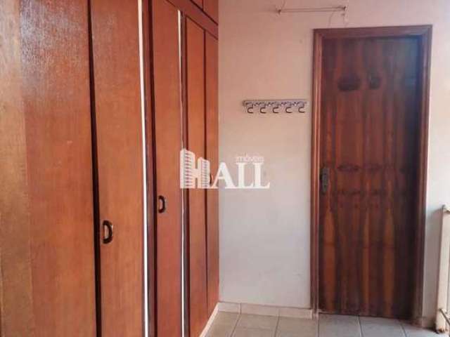 Casa com 3 dorms, Jardim Redentor, São José do Rio Preto - R$ 950 mil, Cod: 10631