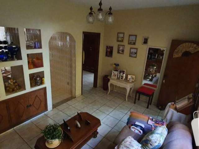 Casa com 3 quartos à venda na Rua da Primavera, Jardim Santa Catarina, São José do Rio Preto, 253 m2 por R$ 670.000