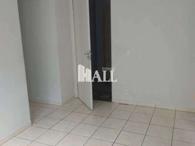 Apartamento com 2 dorms, Loteamento Clube V, São José do Rio Preto - R$ 170 mil, Cod: 13725