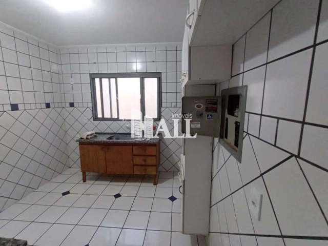 Apartamento com 2 dorms, Higienópolis, São José do Rio Preto - R$ 210 mil, Cod: 13826