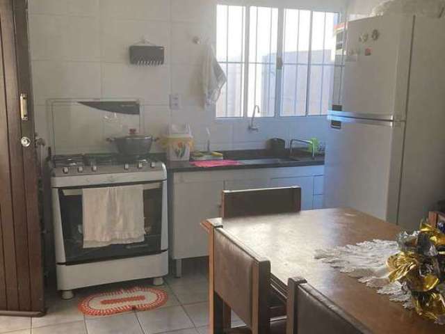 Casa com 2 quartos à venda na Rua Jorge Tibiriçá, Parque Industrial, São José do Rio Preto, 200 m2 por R$ 500.000