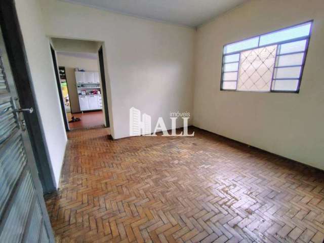 Casa com 3 dorms, Vila Moreira, São José do Rio Preto - R$ 200 mil, Cod: 15236