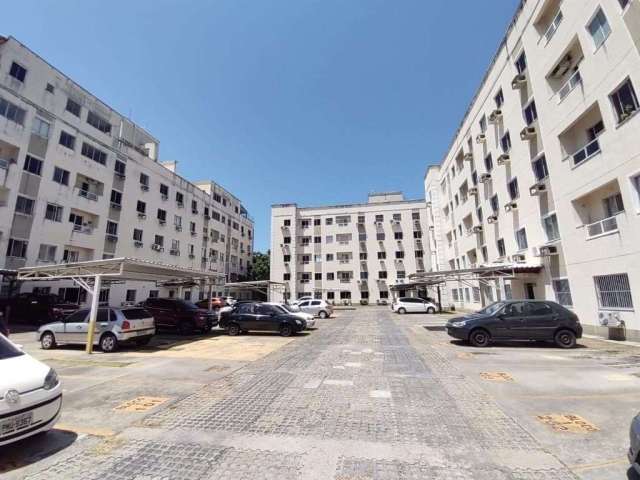 Apartamento com 2 dormitórios à venda, 48 m² por R$ 225.000,00 - Messejana - Fortaleza/CE