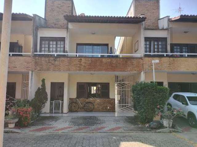 Casa com 3 dormitórios à venda, condomínio fechado.  150 m² por R$ 580.000 - Parque Iracema - Fortaleza/CE