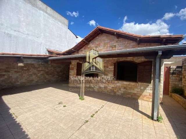 Casa à venda 4 Quartos, 1 Suite, 4 Vagas, 360M², Pedra Azul, Contagem -