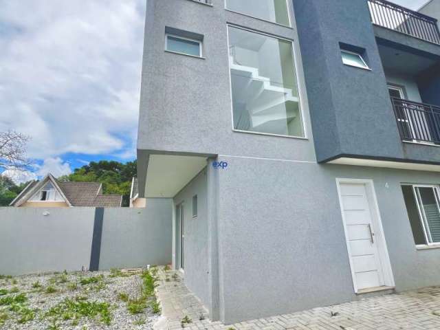 Casa com 3 quartos à venda na Rua Vadeco Suit, 307, Uberaba, Curitiba por R$ 675.000