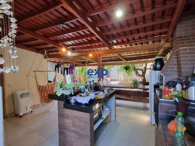 Casa com 3 quartos à venda na Belém, 88, Loteamento Jardim Paraíso, Catalão por R$ 250.000