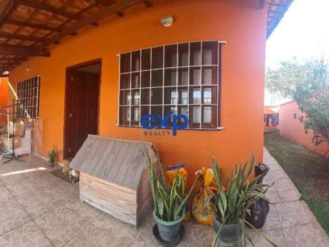 Casa com 2 quartos à venda na Edmundo Teixeira, 836, Morada da Montanha, Resende por R$ 280.000