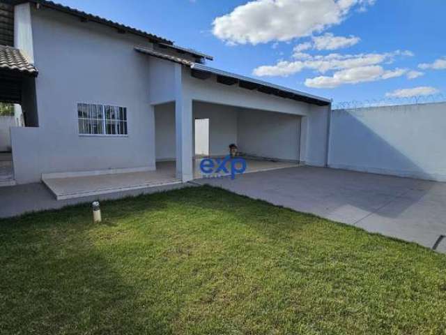 Casa com 3 quartos à venda na Avenida Estrela, 940, Setor Aeroporto, Catalão por R$ 450.000