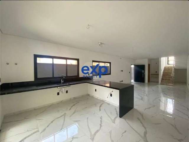 Casa com 3 quartos à venda na Aloisio Oliveira da Costa, 315, Vila Petrópolis, Atibaia por R$ 1.100.000