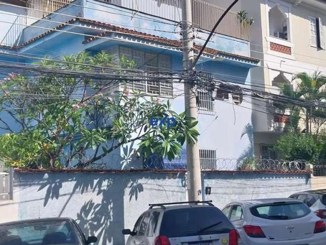 Casa com 7 quartos à venda na Guapiara, 47, Tijuca, Rio de Janeiro por R$ 1.100.000