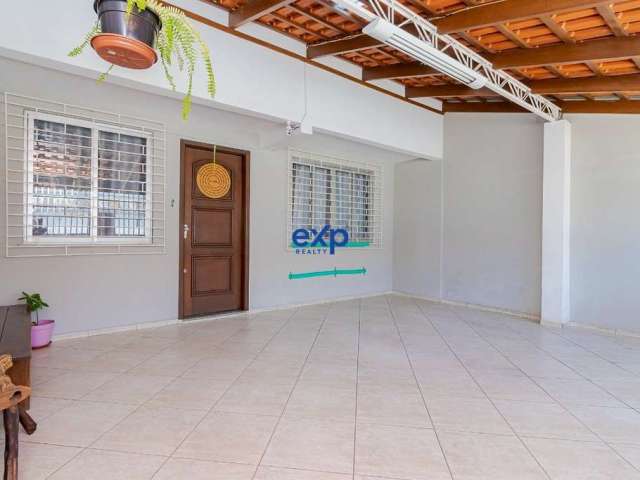 Casa com 3 quartos à venda na Rua Santa Fé, 356, Centro, Pinhais por R$ 485.000