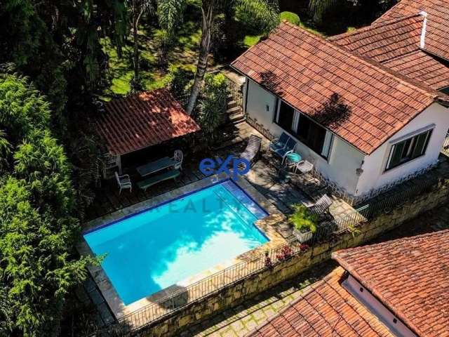 Casa com 4 quartos à venda na Promenade, 400, Nogueira, Petrópolis por R$ 1.550.000