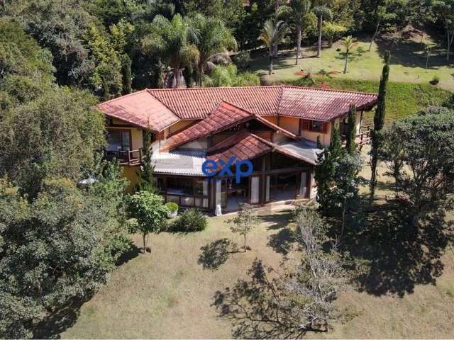 Casa em condomínio fechado com 5 quartos à venda na Loteamento Fazenda da Quiaca, 3, Itaipava, Petrópolis por R$ 3.600.000