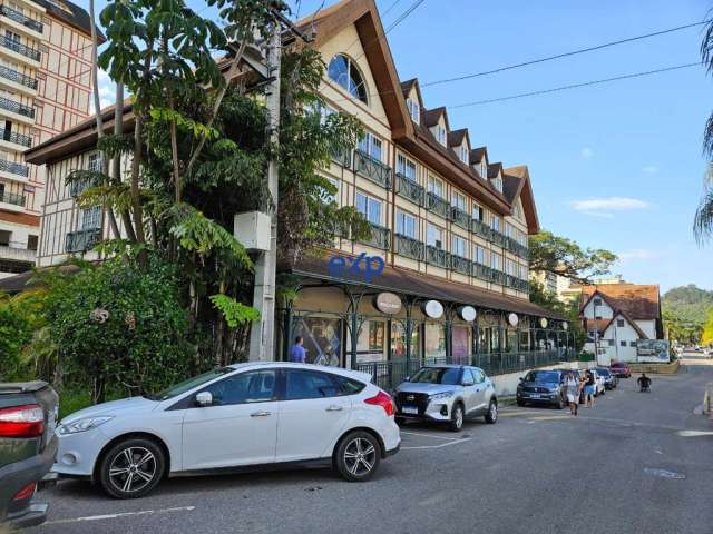 Sala comercial à venda na Estrada União e Indústria, 9153, Itaipava, Petrópolis por R$ 236.500