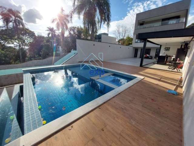 Casa com 4 quartos à venda na Rua Anna Mathias Vairo, 672, Campos de Atibaia, Atibaia por R$ 1.780.000