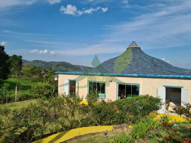 Linda casa Sustentável à Venda em Piracaia