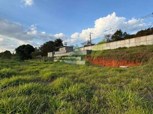 Área Industrial de 1.500 m² Próxima à Fernão Dias, em Atibaia