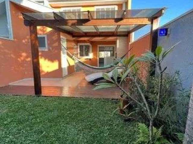 Casa com 5 quartos, 234m², à venda em Curitiba, Pilarzinho