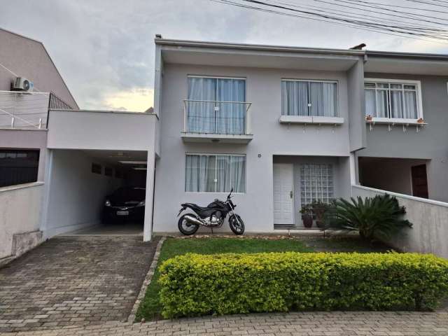 Casa com 3 quartos, 178m², à venda em Curitiba, Pilarzinho