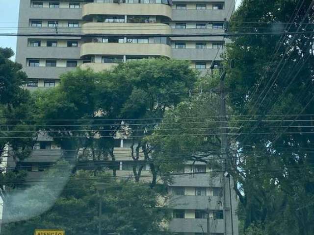 Edifício La Fontaine  - Apartamento Água Verde 231 m²