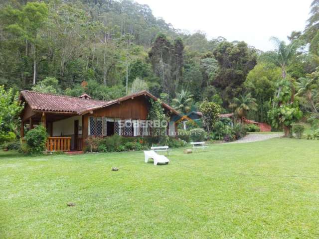 Chácara 8000 m2, Cachoeira, 3 Suítes, Natureza Linda, Quebra Frascos, Teresópolis, RJ