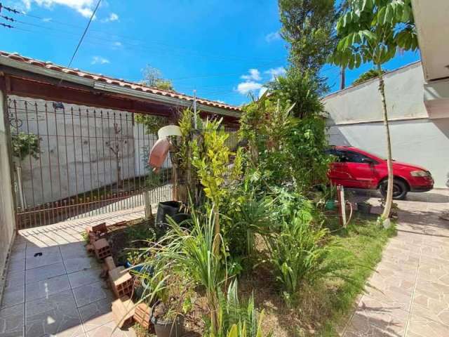 Casa com 3 quartos à venda na Vila Santana, Mogi das Cruzes  por R$ 635.000