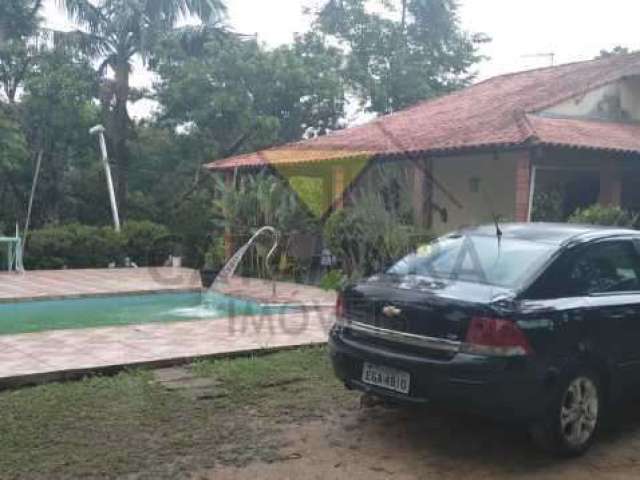 Casa com 3 quartos à venda no Botujuru, Mogi das Cruzes  por R$ 1.200.000