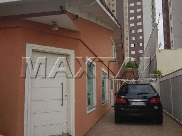 Casa Térrea no Jardim São Paulo com 2 suítes, 10 vagas, 220m2