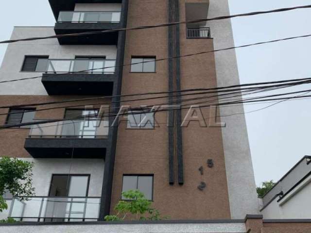 Apartamento novo de 1 dormitório na cobertura de 33m², com sacada e quintal privativo.