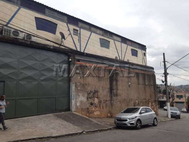 Galpão/Depósito/Armazém à venda, com banheiros e mezanino. Próximo ao Rodoanel, de1100m².