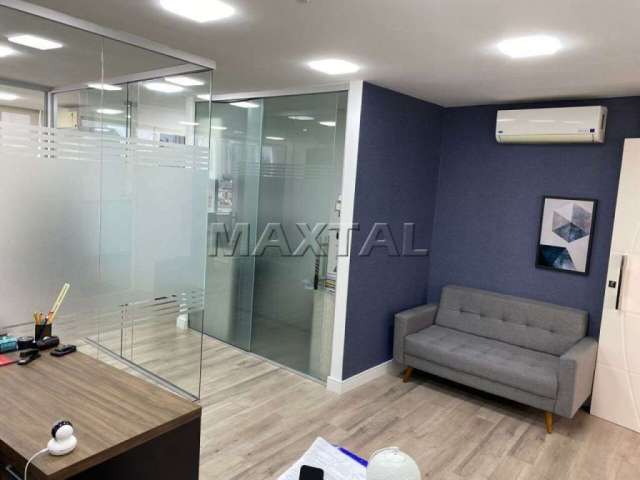 Sala/Conjunto Comercial em Santana com 47m², 1 Sala, 1 Banheiro e 1 Vaga.